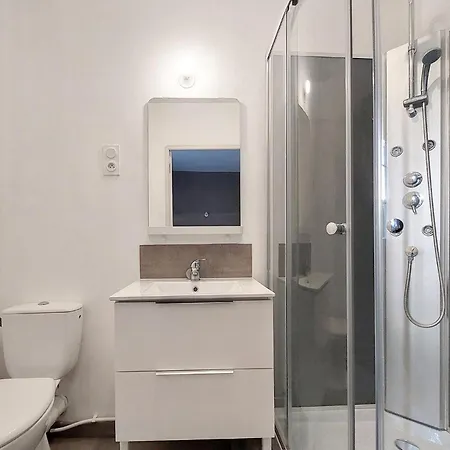 Apartment Charmant Appartement *