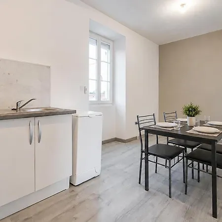 Charmant Appartement Apartment Savignac-les-Eglises